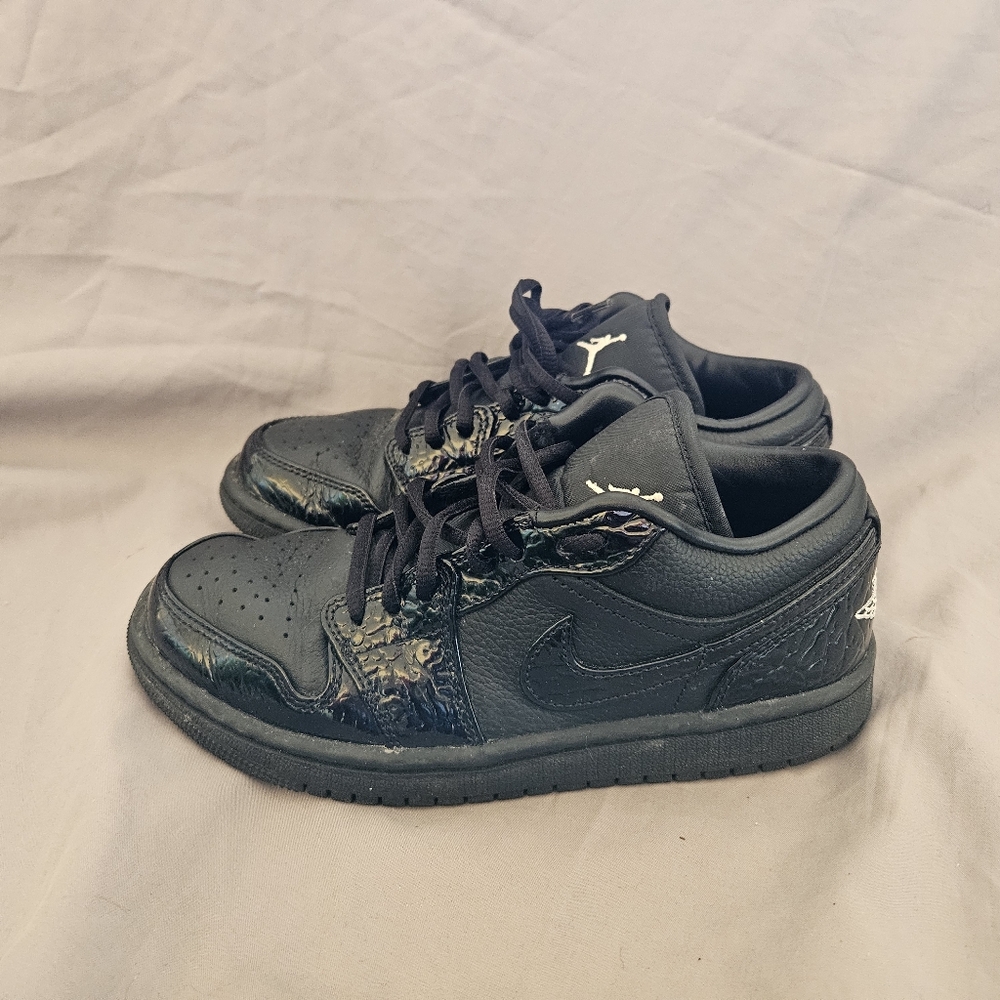 Air Jordans Black Kids Sneakers